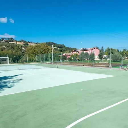 Cascina Marianna 12&4, Emma Villa