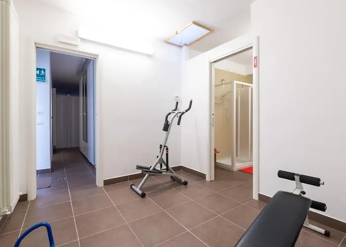 Cascina Marianna 12&4, Emma Fossombrone