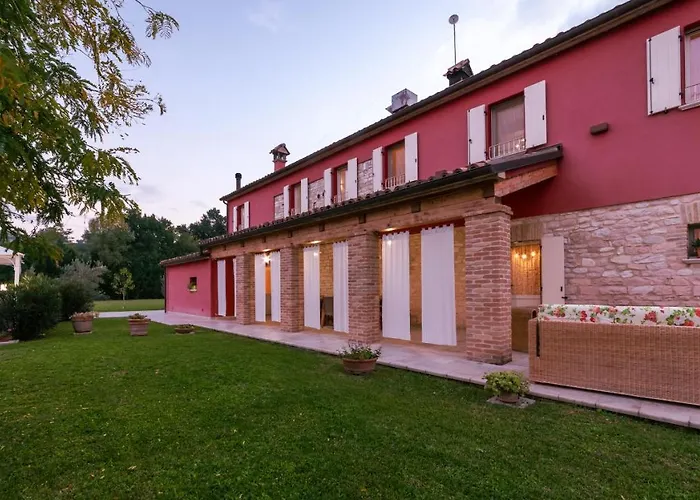 Villa Cascina Marianna 12&4, Emma